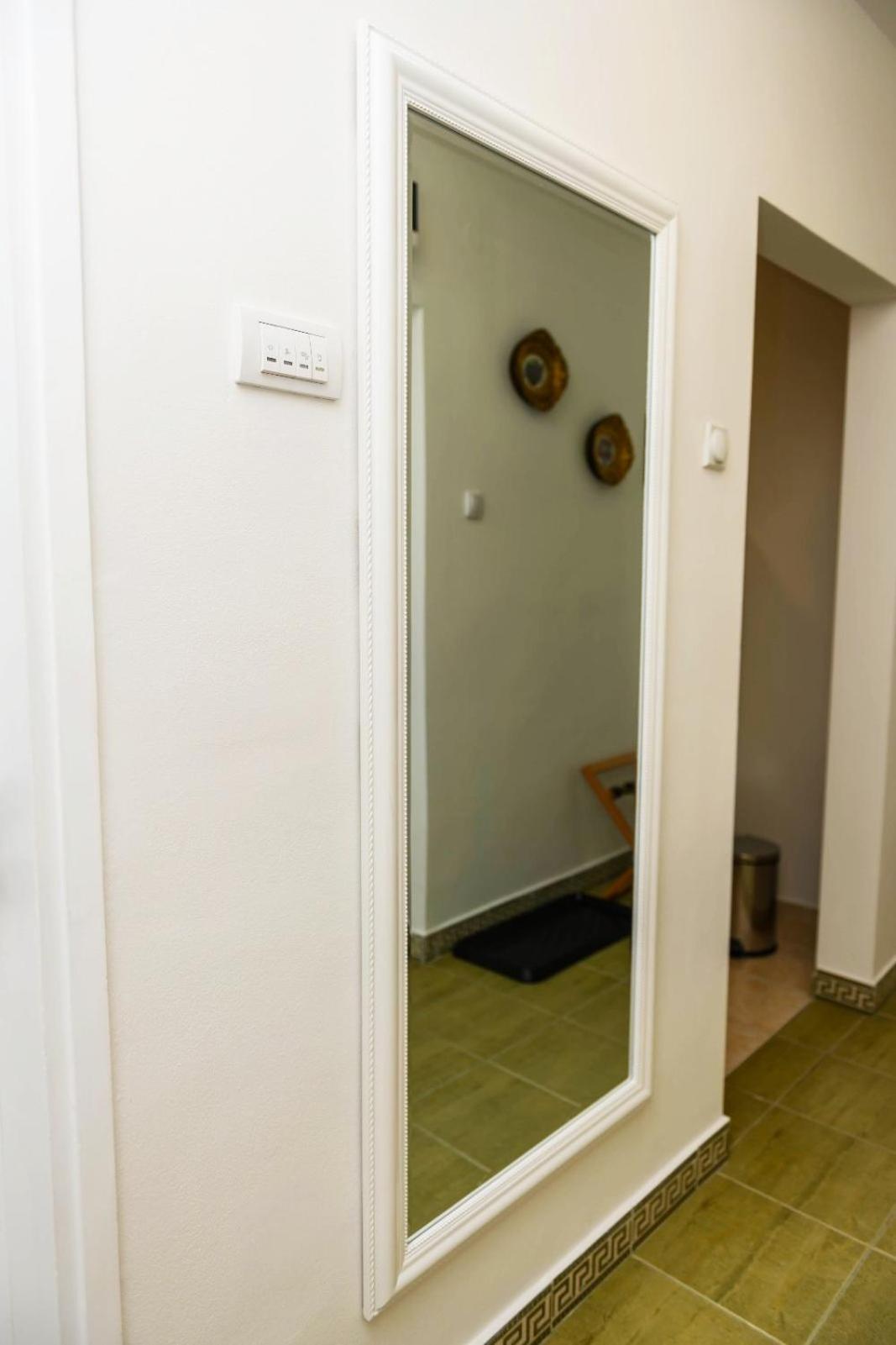 Ravena Apartment